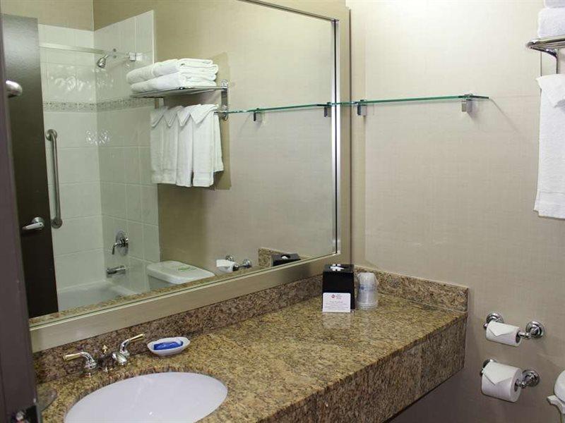 Best Western Plus Uptown Hotel Βανκούβερ Εξωτερικό φωτογραφία